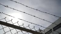 vězení ostnatý drát barbed-wire